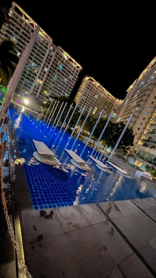 Azure Urban Resort Maui Unit 马尼拉 外观 照片