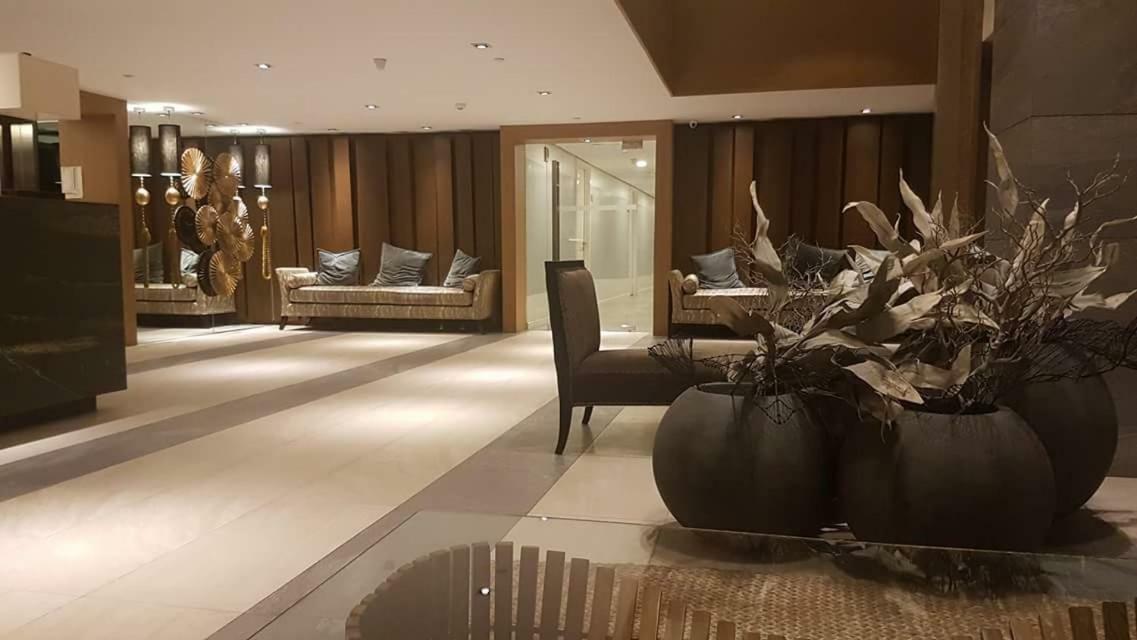 Azure Urban Resort Maui Unit 马尼拉 外观 照片